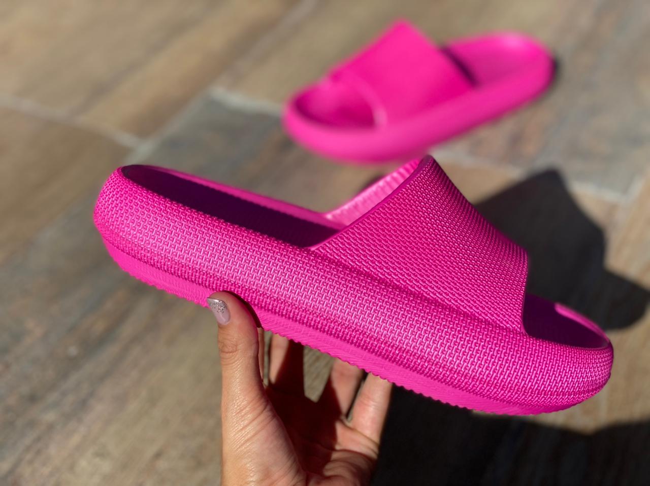 SANDALIAS ANTIDESLIZANTES YEEZ 3D (Nueva Tecnologia EVA)